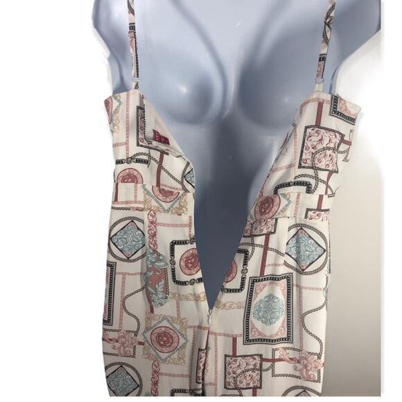 Guess Soliana Printed Wide Leg Jumpsuit Size Large Sweetheart Neck Peep Hole - Picture 13 of 16